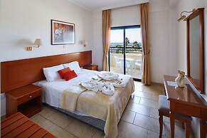 Panareti Coral Bay Hotel