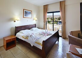 Panareti Coral Bay Hotel