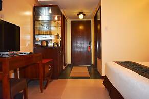 Golden Phoenix Hotel Boracay