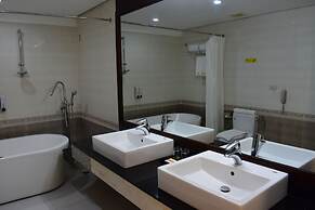 Golden Phoenix Hotel Boracay