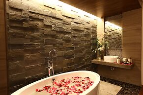 F1 Hotel Manila