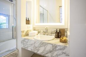 Felissimo Exclusive Hotel