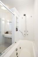 Felissimo Exclusive Hotel