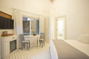 Felissimo Exclusive Hotel