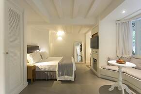 Felissimo Exclusive Hotel