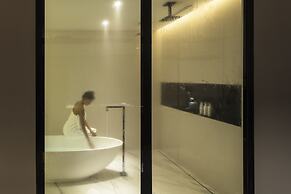 Felissimo Exclusive Hotel