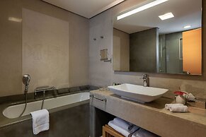 Avra Imperial Hotel
