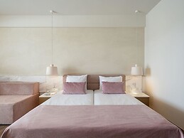 Avra Imperial Hotel