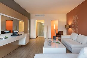 Avra Imperial Hotel