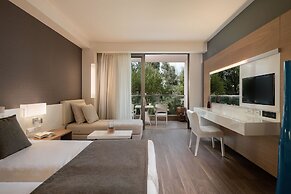 Avra Imperial Hotel
