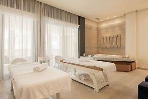 Avra Imperial Hotel