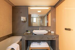 Avra Imperial Hotel