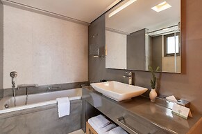 Avra Imperial Hotel