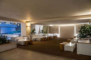 Avra Imperial Hotel