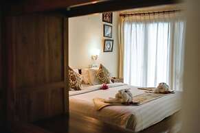 Amed Cafe & Hotel Kebun Wayan