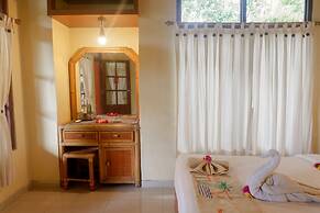 Amed Cafe & Hotel Kebun Wayan