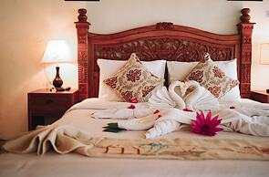 Amed Cafe & Hotel Kebun Wayan