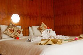 Amed Cafe & Hotel Kebun Wayan