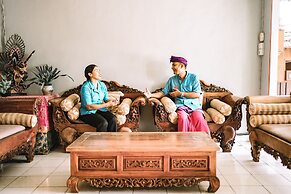 Amed Cafe & Hotel Kebun Wayan