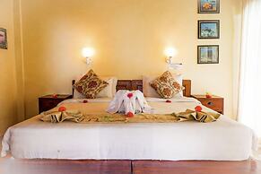 Amed Cafe & Hotel Kebun Wayan