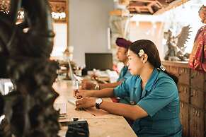 Amed Cafe & Hotel Kebun Wayan