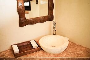 Amed Cafe & Hotel Kebun Wayan