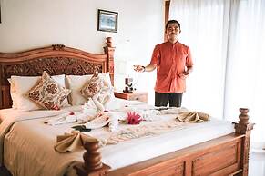 Amed Cafe & Hotel Kebun Wayan