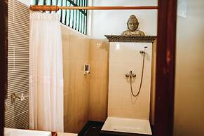 Amed Cafe & Hotel Kebun Wayan