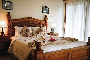 Amed Cafe & Hotel Kebun Wayan