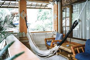 Amed Cafe & Hotel Kebun Wayan