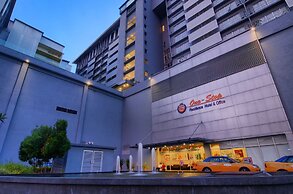 One-Stop Residence Hotel & Office