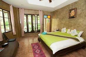 Tadplacamp Organic Farm Stay