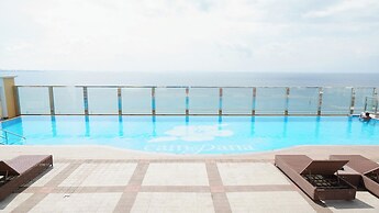 Vessel Hotel Campana Okinawa