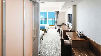 Vessel Hotel Campana Okinawa