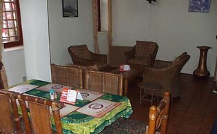 Coconut Grove Bridge House