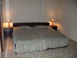 Coconut Grove Bridge House