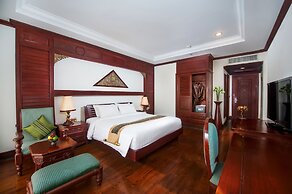 THE PRIVILEGE FLOOR by Borei Angkor