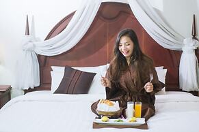 THE PRIVILEGE FLOOR by Borei Angkor