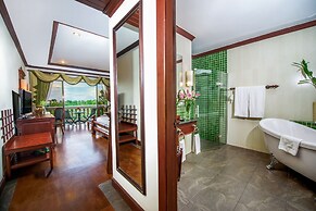THE PRIVILEGE FLOOR by Borei Angkor