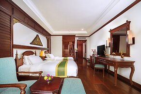 THE PRIVILEGE FLOOR by Borei Angkor