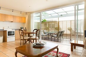 The Commodores Lodge