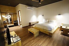 WelcomHeritage Tarangi Ramganga Resort, Corbett