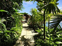 Seabreeze Resort Samoa - Exclusively for adults