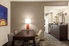 Embassy Suites by Hilton Orlando Lake Buena Vista South