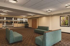 Embassy Suites by Hilton Orlando Lake Buena Vista South