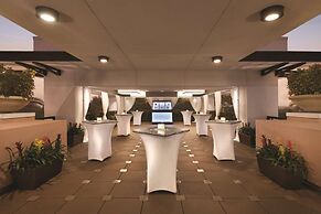 Embassy Suites by Hilton Orlando Lake Buena Vista South