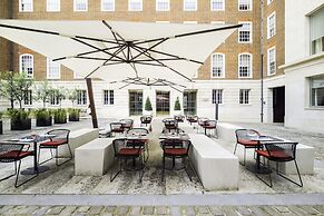 Apex Temple Court Hotel