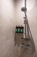 Apex Temple Court Hotel