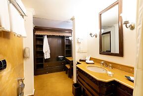 Fort JadhavGADH - A GADH Heritage Hotel