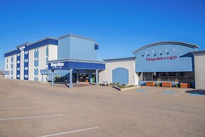 Days Inn & Conference Centre by Wyndham Camrose Norsemen